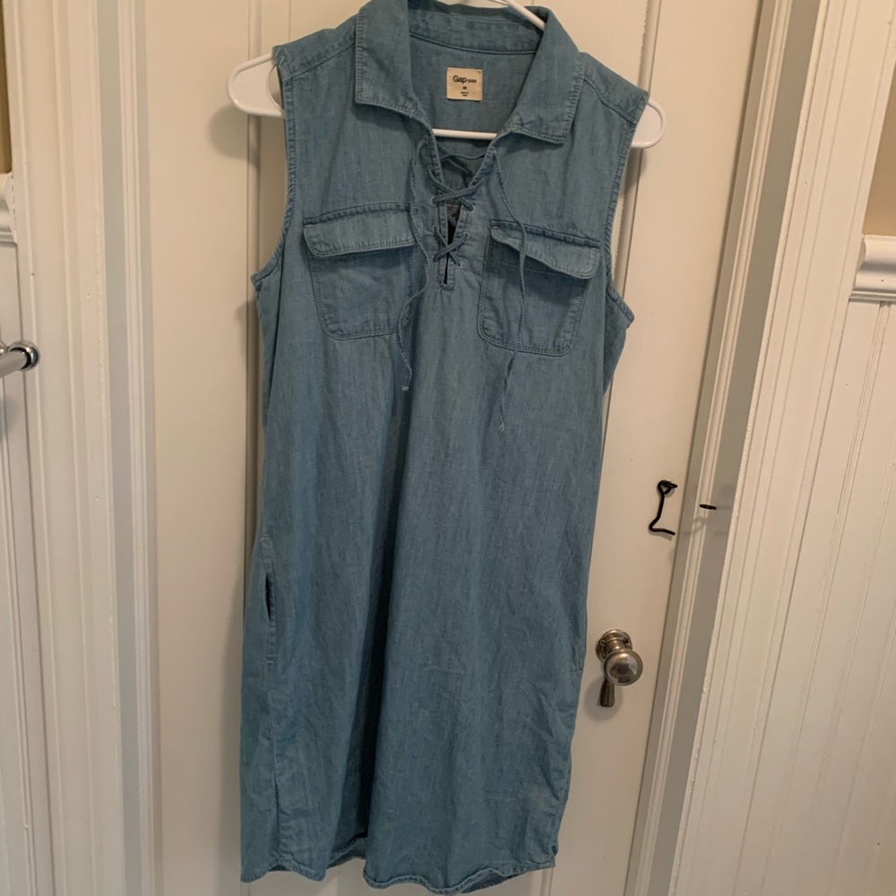 Gap Denim Casual Chambray Tie Collar Shirt…